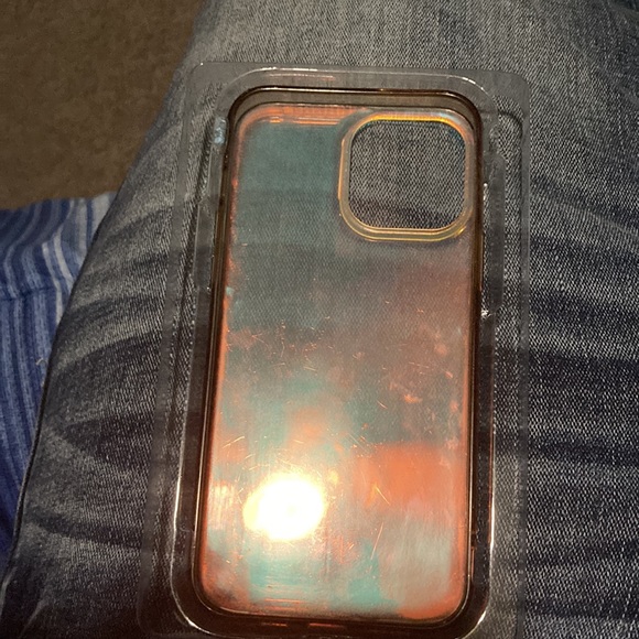Rose gold IPhone 13 Pro Max case - Picture 2 of 4